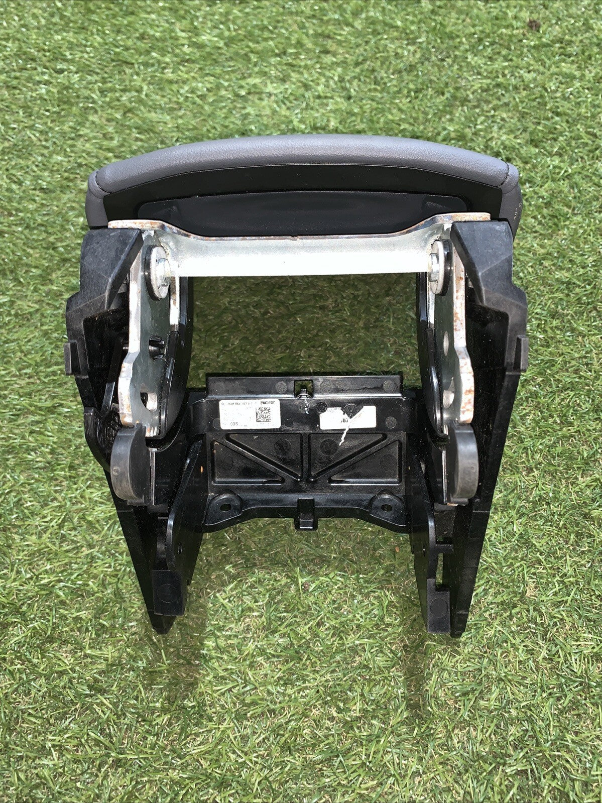 BRACCIOLO CENTRALE VOLKSWAGEN T-CROSS Serie 2GM864207A (19)