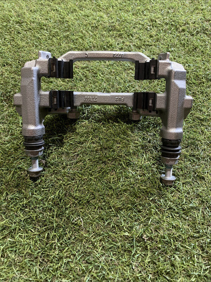 Porta Pinza Posteriore Sinistra Toyota Yaris 2024￼ 47822K9000