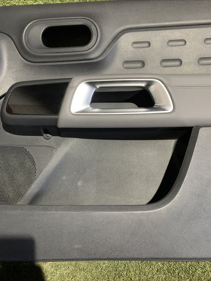 Pannello Anteriore Destro Citroen C5 Aircross Anno 2022 Cod 98201316YC Originale