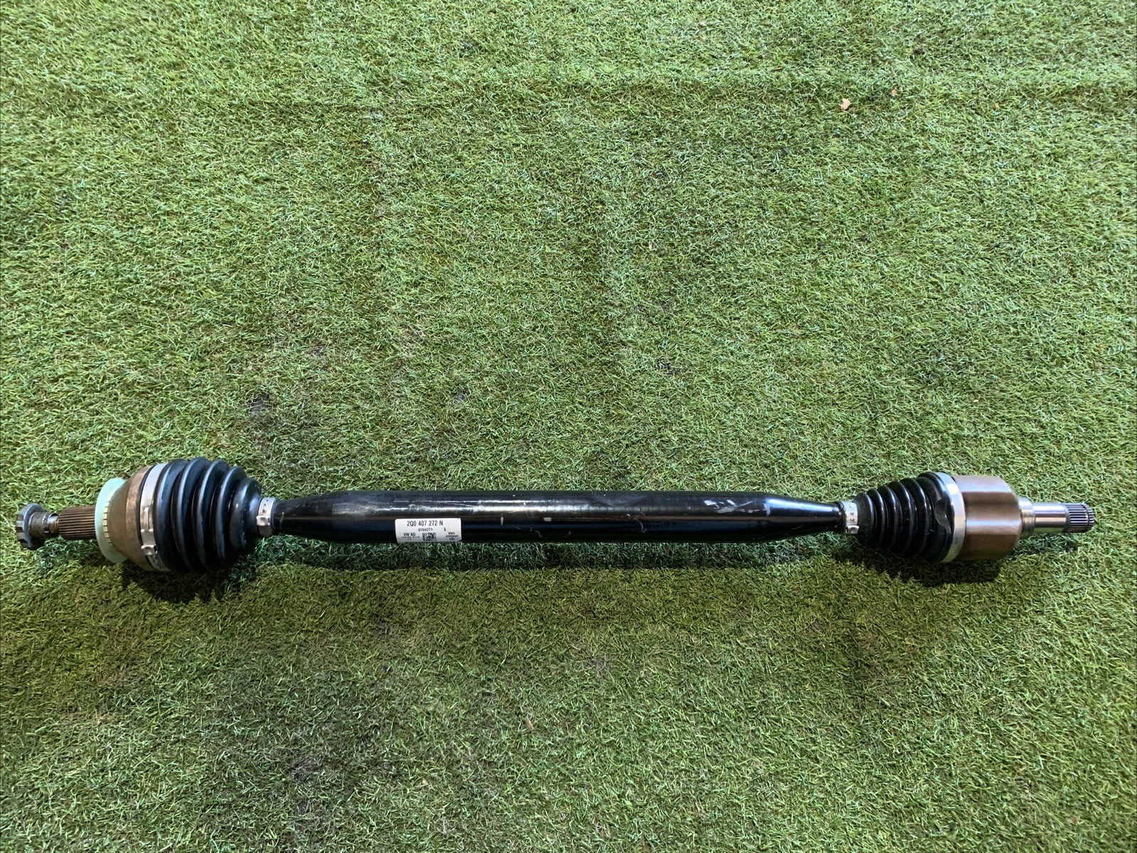 Semiasse Anteriore Destro Audi A1 2019 1.0 Benzina 2Q0407272N