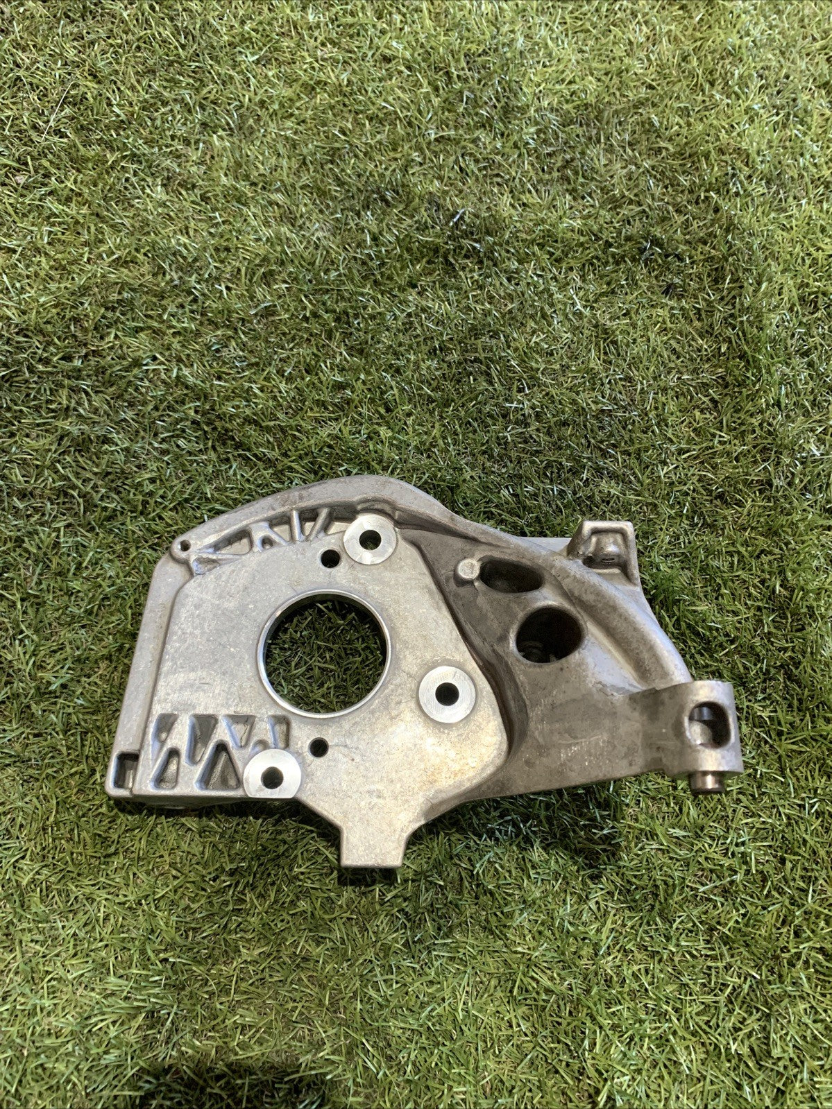 Supporto Pompa Carburante Ford Fiesta 2018 1.5 Diesel XUJG 9810953280