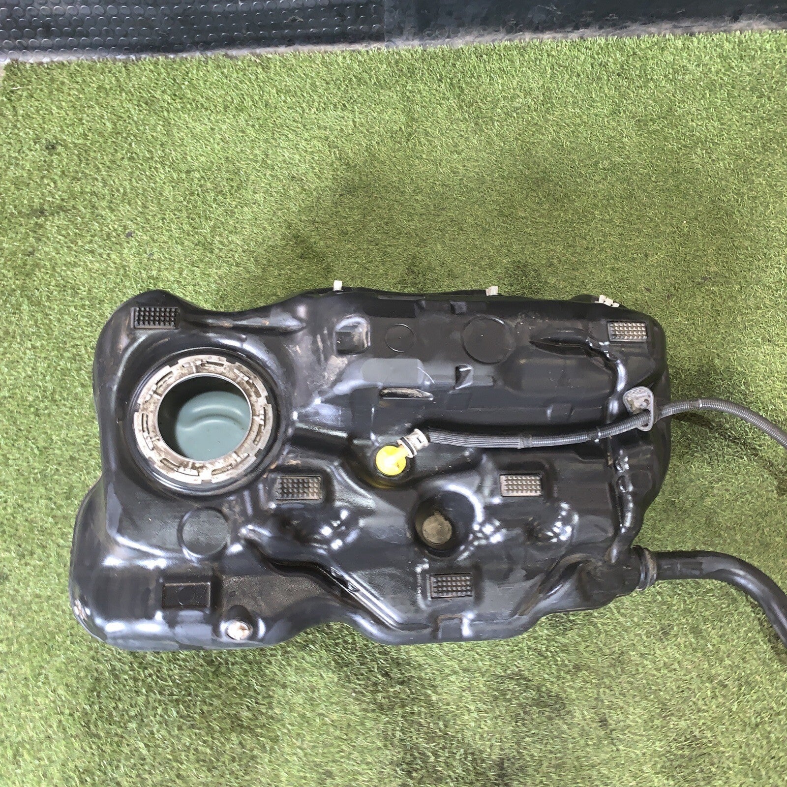 51965159 Serbatoio Vaso Riempitivo Carburante FIAT 500X 1.3 MJT 2020 (2)