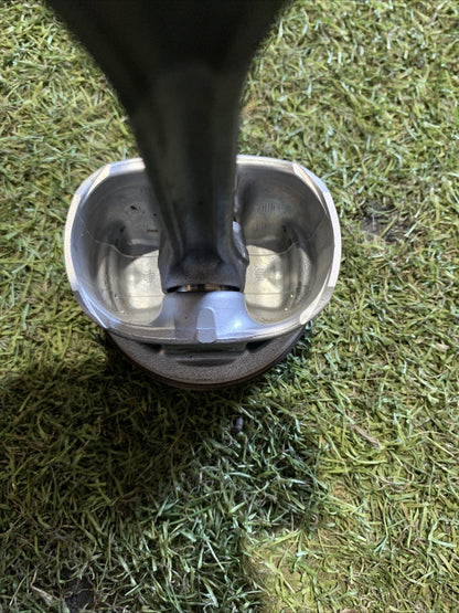 Pistone Motore Toyota Yaris 2017-2018 1.5 Benzina 1320149116 (3)