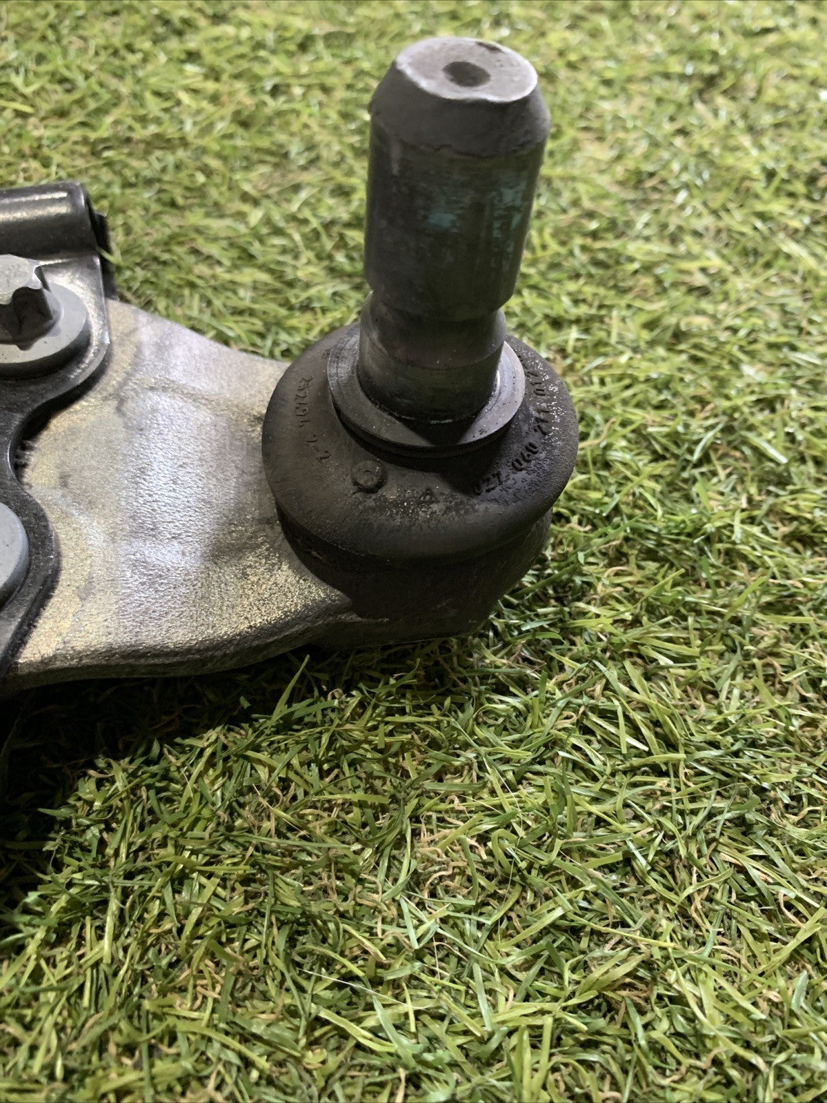 BRACCIO OSCILLANTE ANTERIORE DESTRO PER JEEP Compass 2.0 00519397510 (16 )