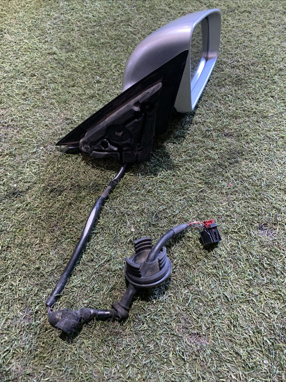 SPECCHIETTO RETROVISORE DESTRO PER AUDI A3 Serie (8P) 8P1858532EB01C (05 08)