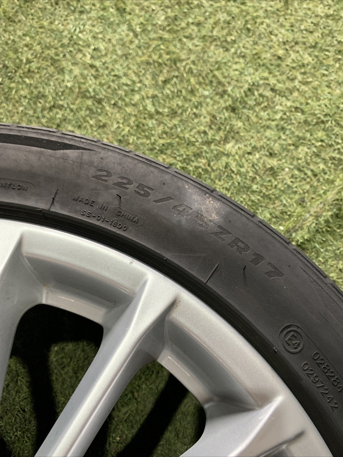 Cerchio In Lega Da 17 Con Gomma Audi A3 8V 8V0601025BN (1)