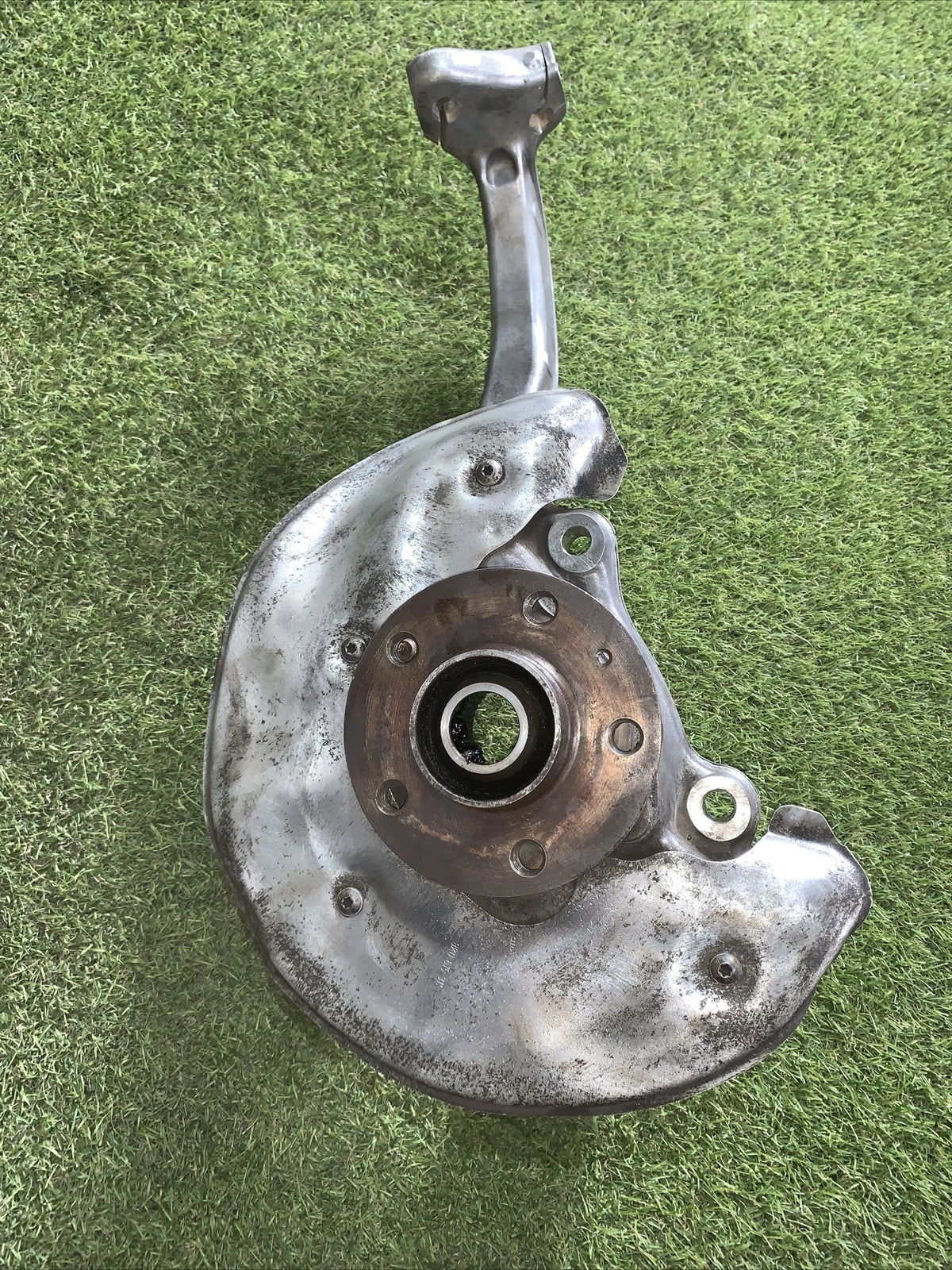 Mozzo Montante Anteriore Sinistro Audi A4 2011 3.0