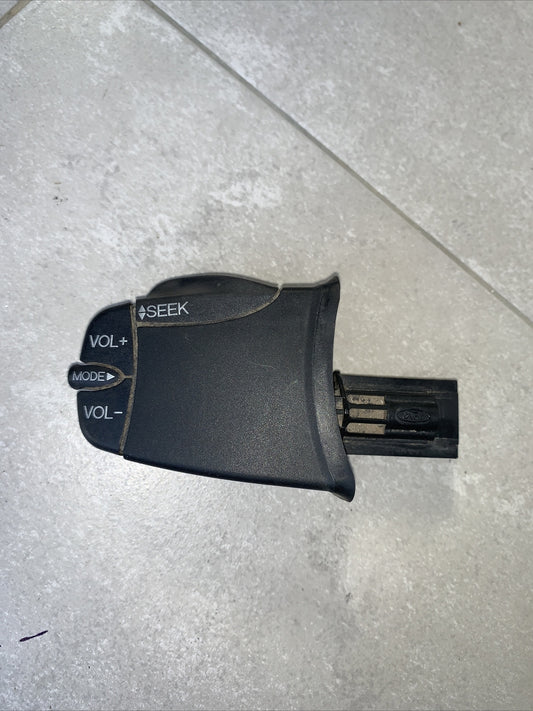 LEVA COMANDI AUTORADIO FORD Focus Berlina 1° Serie 98ab14k147ad    1404773