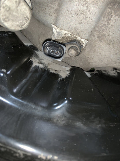 Mozzo Montante Fusello Posteriore Sinistro Volkswagen Golf 8R 2.0 Benzina