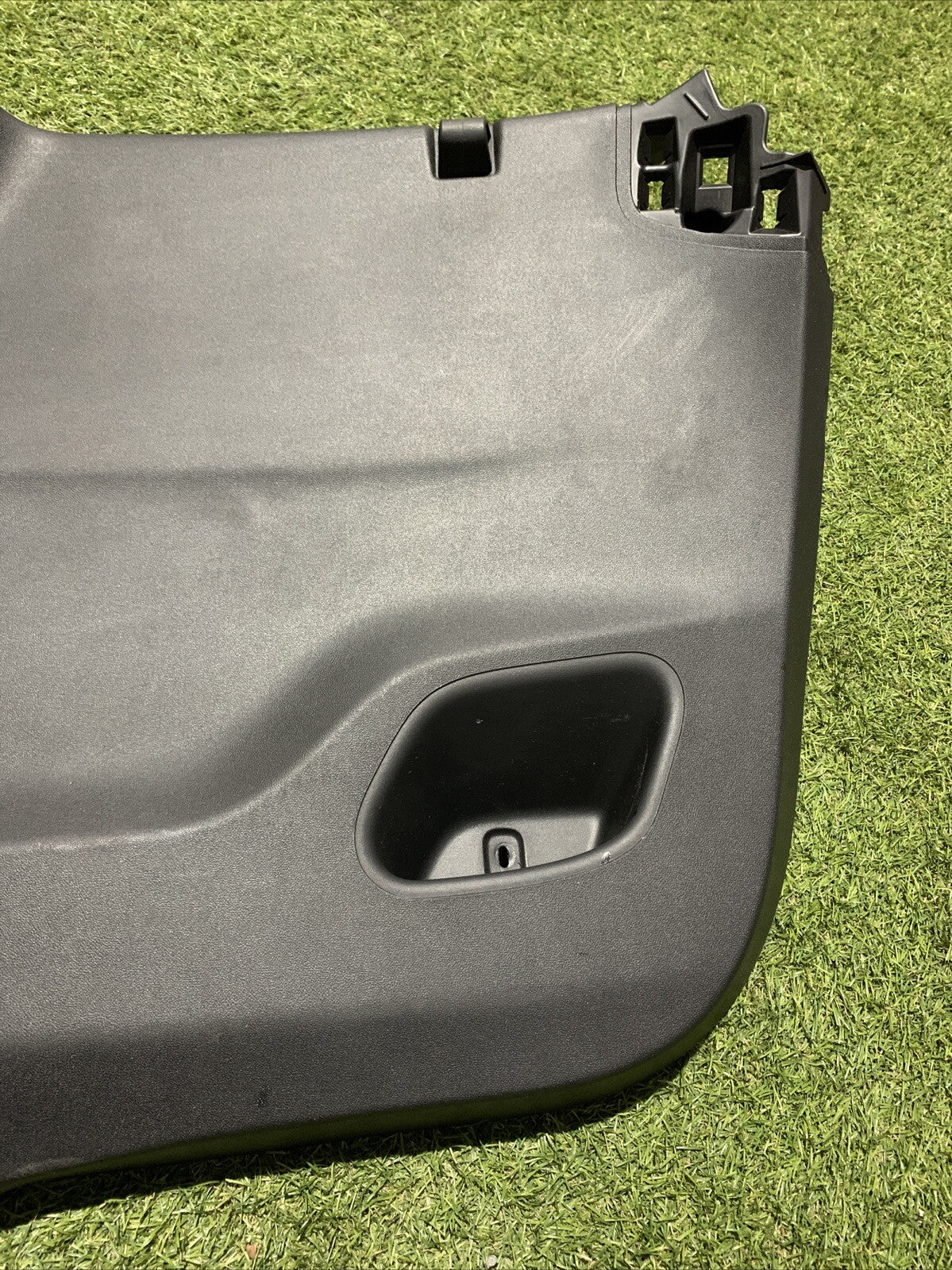 9678069777  Pannello Rivestimento Interno Portellone Posteriore Peugeot 2008