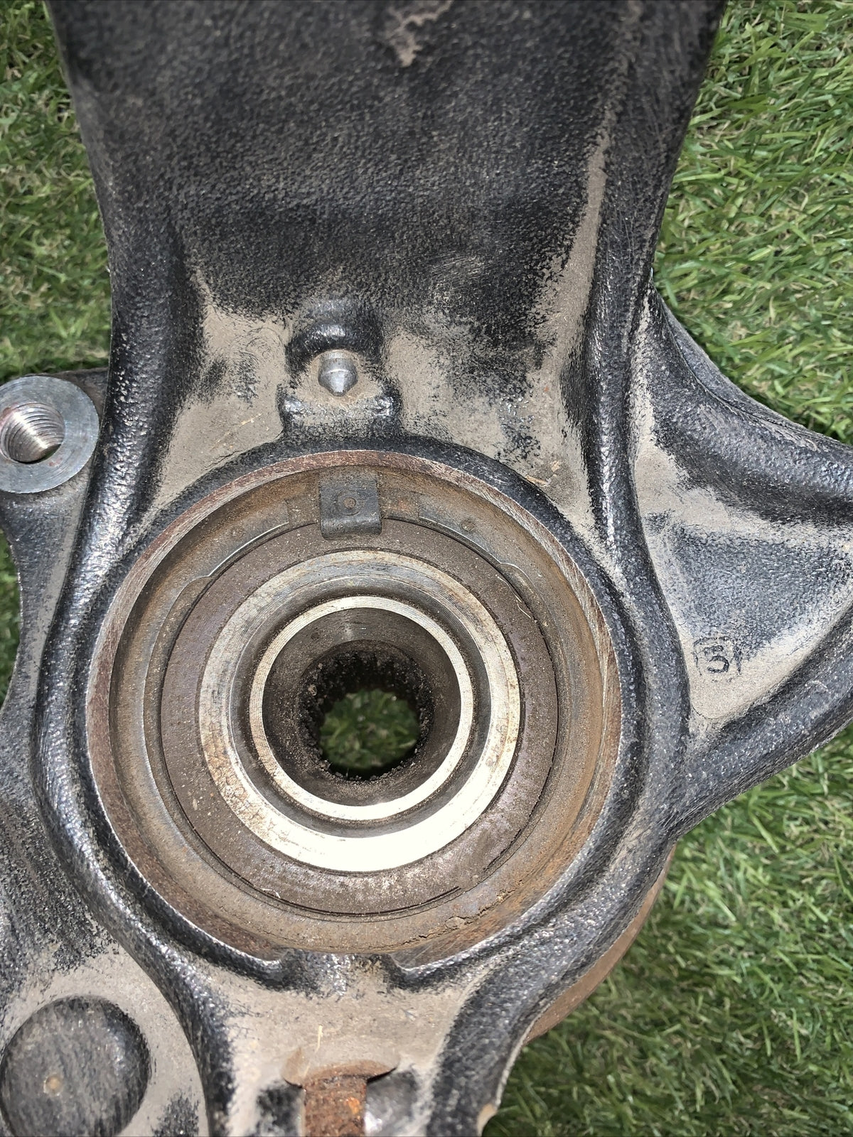 Mozzo Montante Anteriore Destro Peugeot 208 1.6