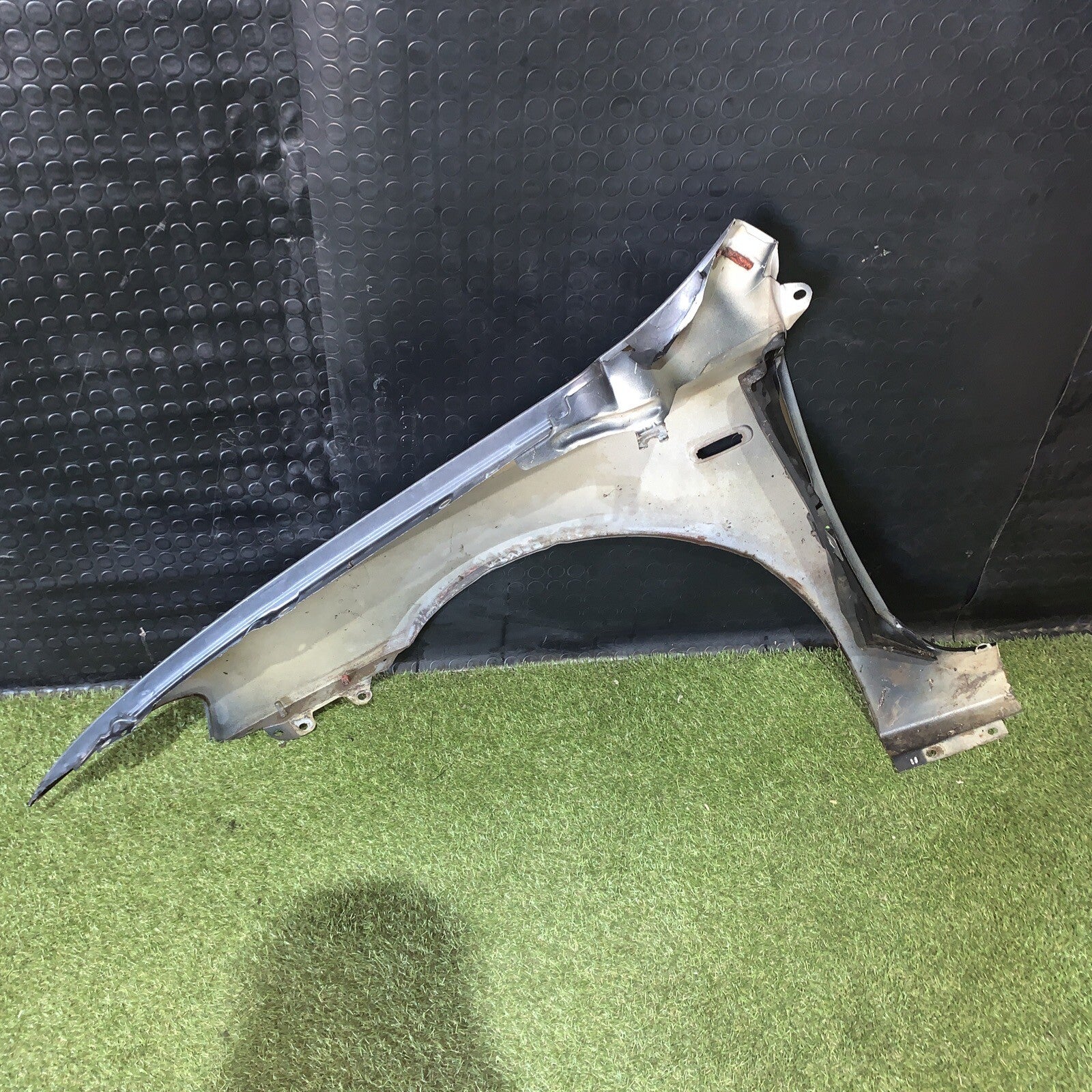 PARAFANGO ANTERIORE ANT DESTRO DX FIAT STILO 2001 AL 2010