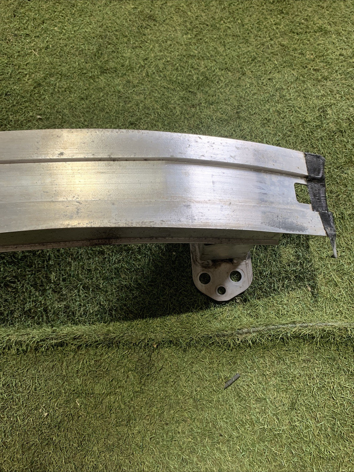 TRAVERSA PARAURTI ANTERIORE Alfa Romeo Giulietta (940) 2012 51805761.