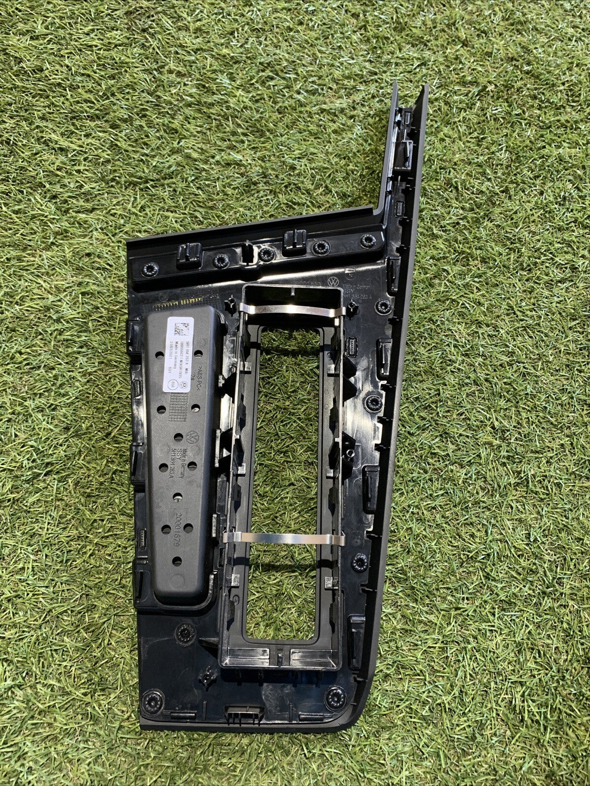 Modanatura Console Centrale Volkswagen Golf 8 5H1864263A