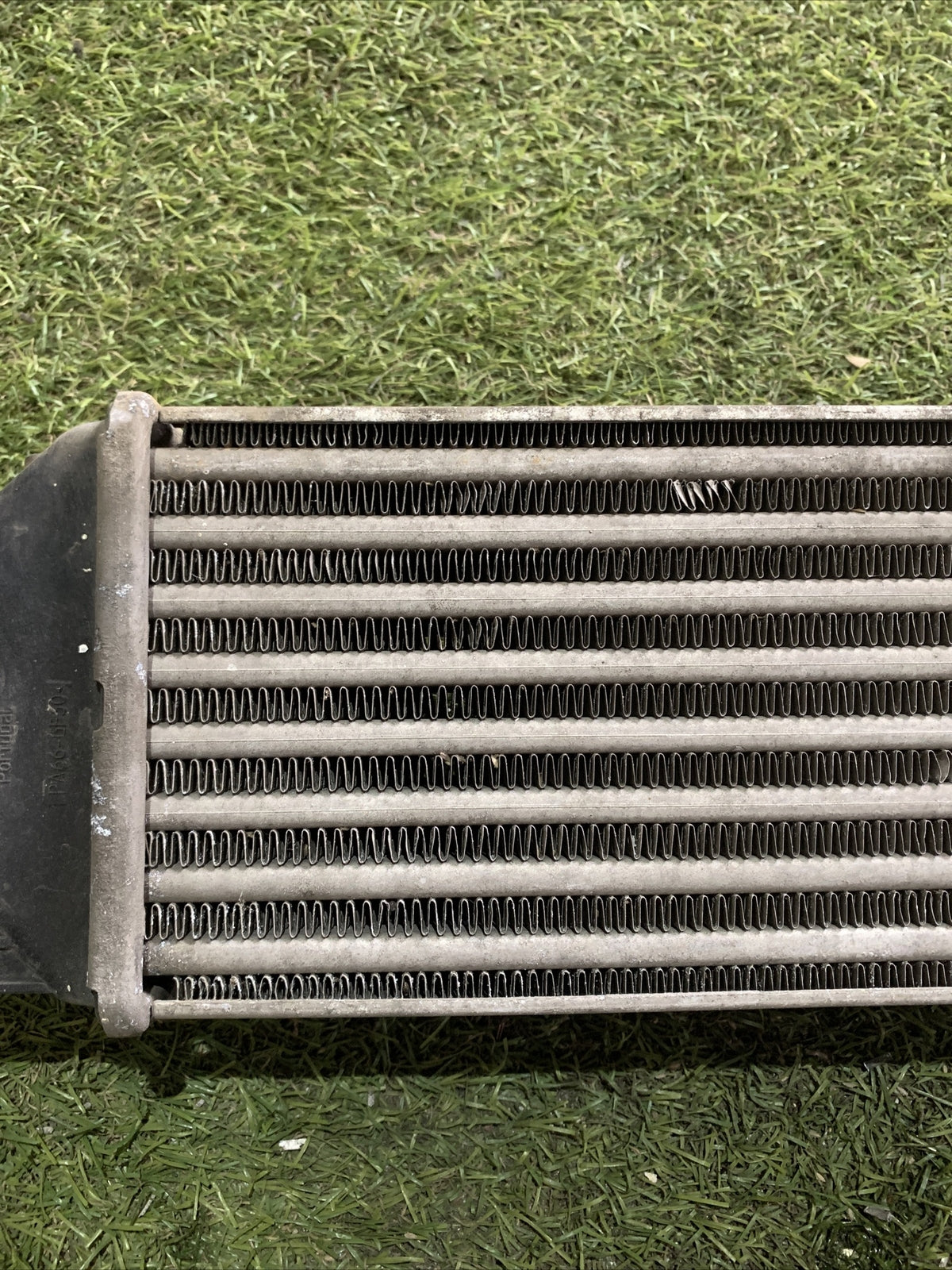 866455500 RADIATORE INTERCOOLER ALFA ROMEO GIULIETTA (191) 1.6 JTD (2)