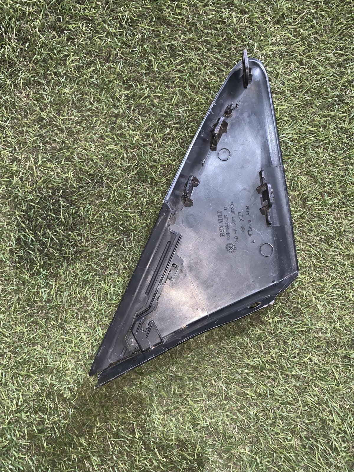 638758325R TRIANGOLINO COVER CARROZZERIA SX RENAULT Captur Serie K9K608