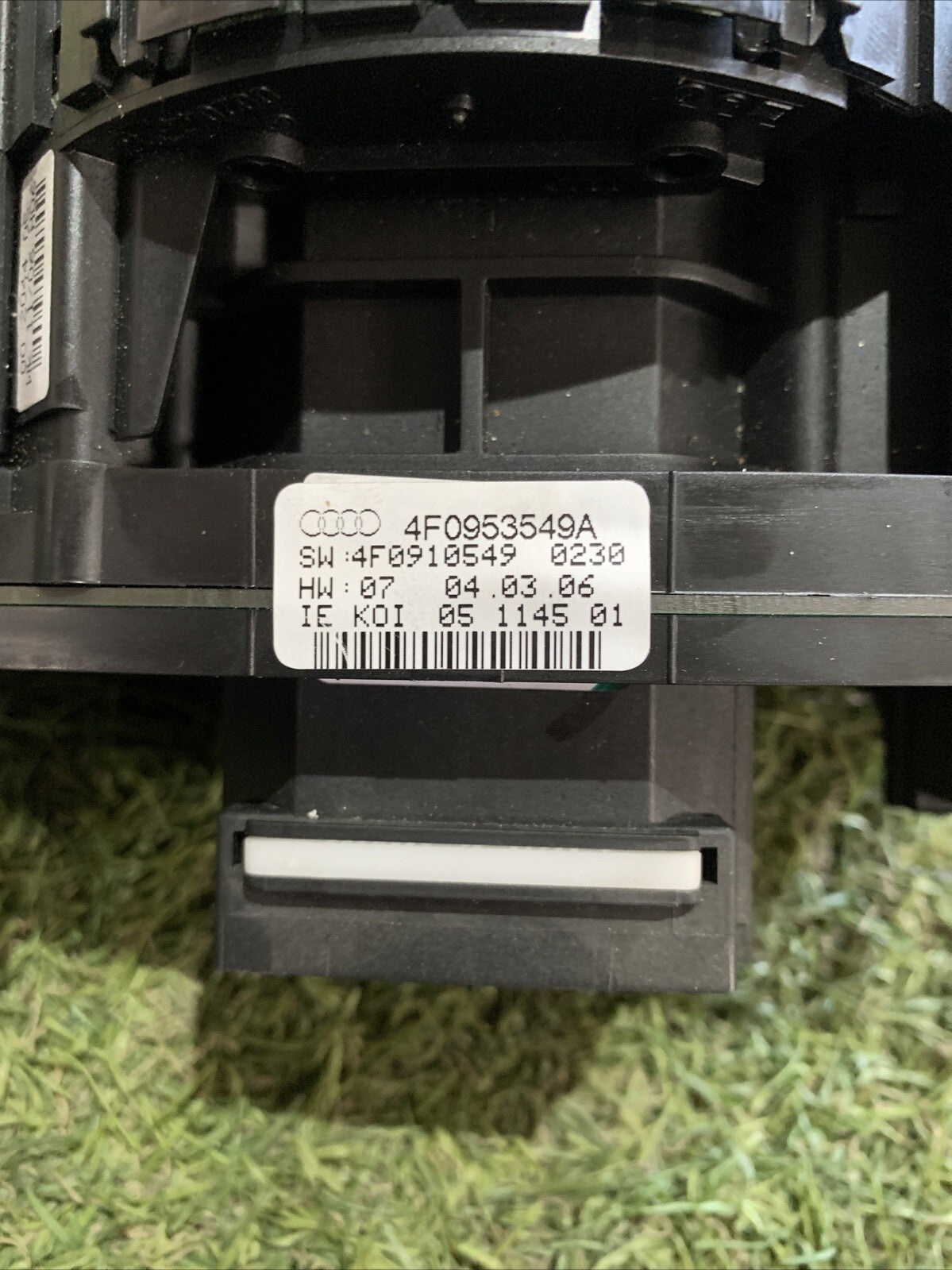 Devioluci AUDI Q7 1 Serie 4F0953549A