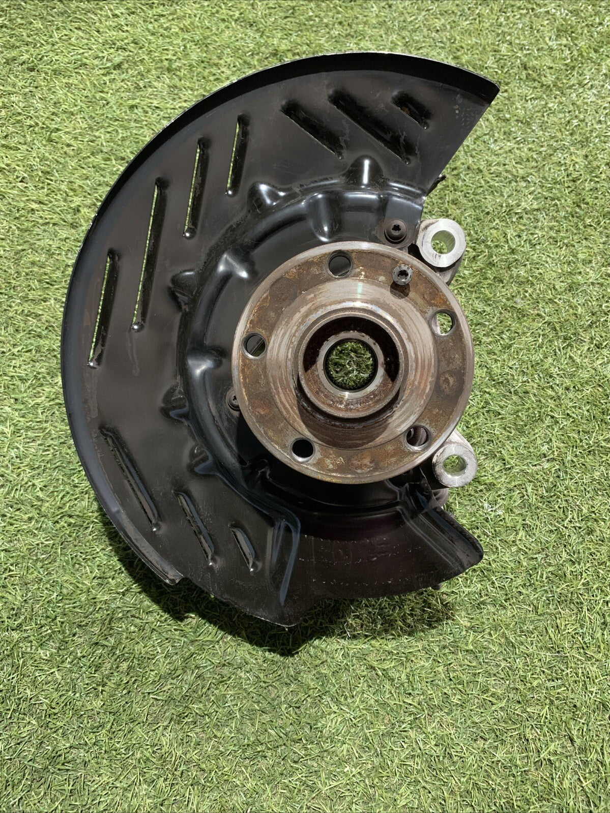 Mozzo Montante Fusello Anteriore Destro Volkswagen Golf 8R 2.0 Benzina