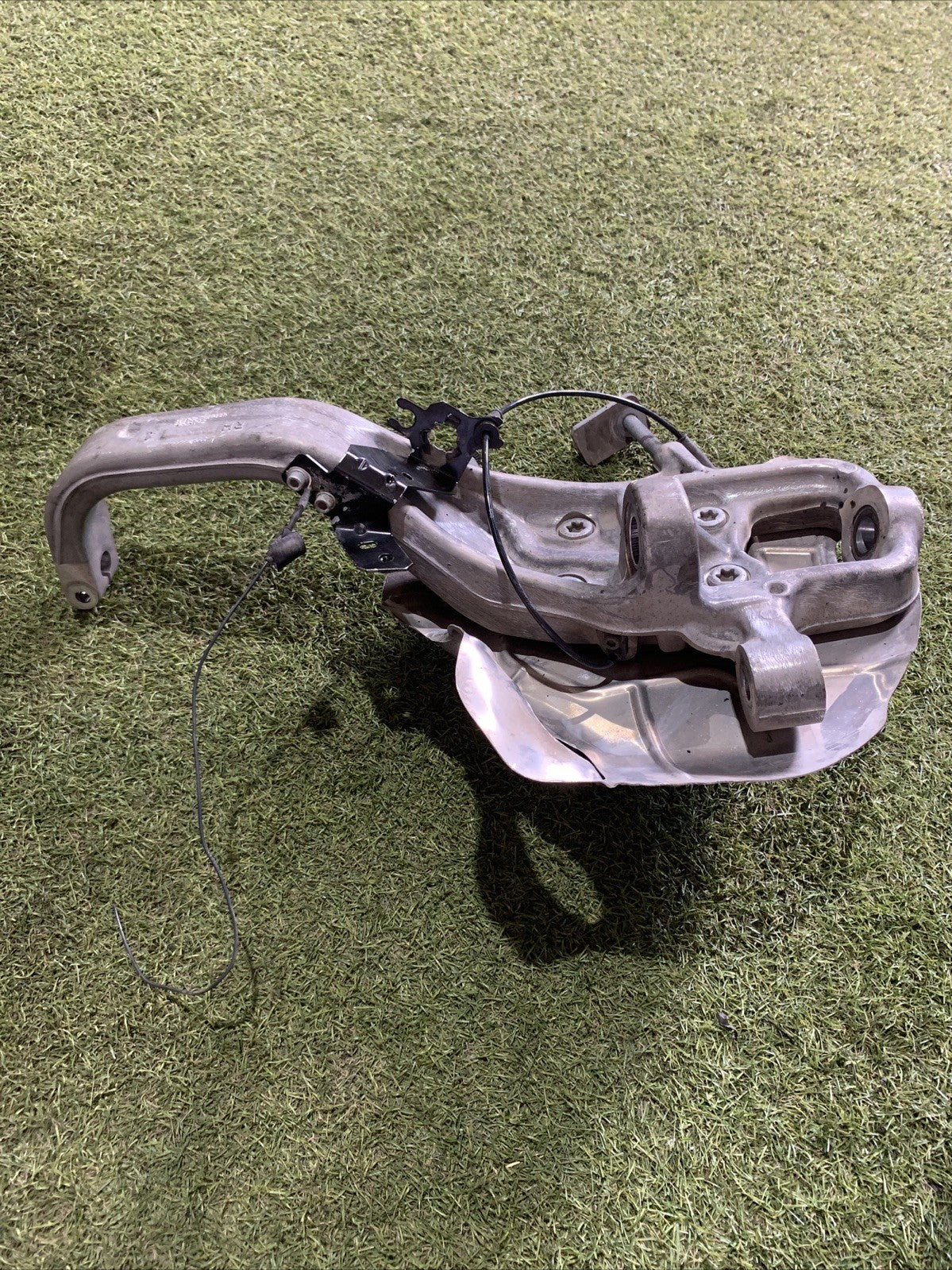 Mozzo Montante Fusello Anteriore Destro Alfa Romeo Giulia 00505397420