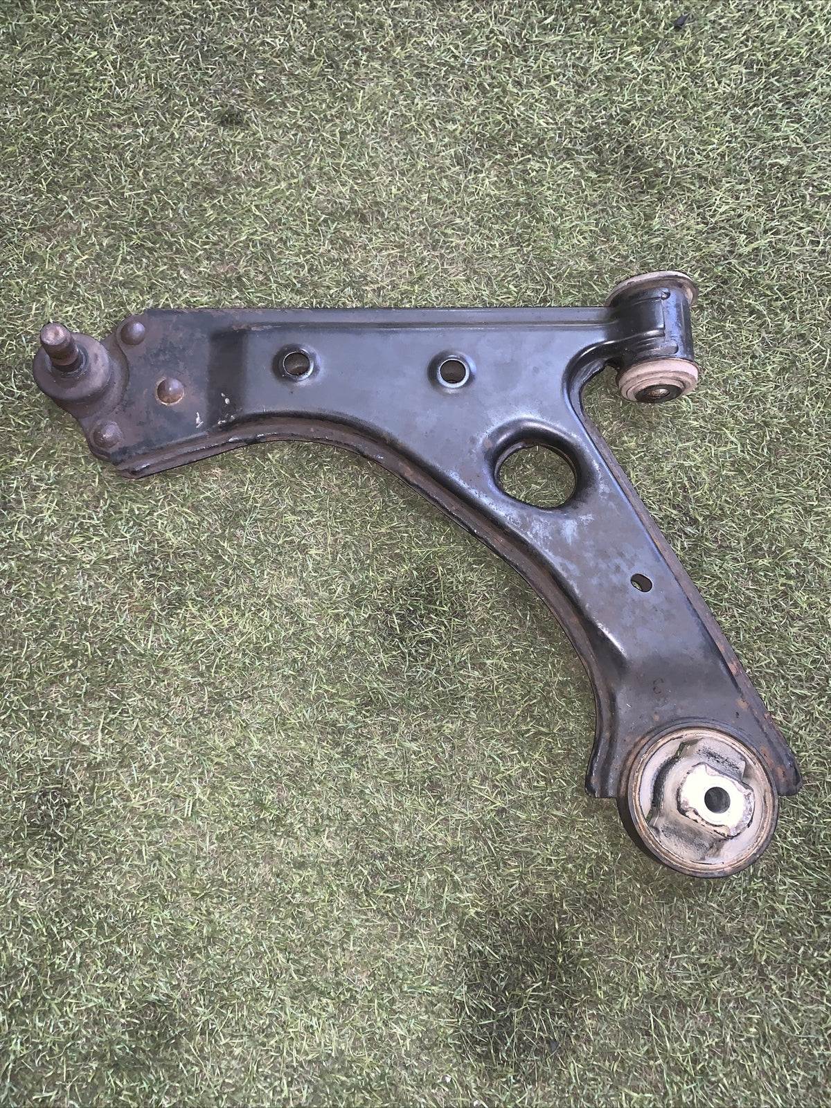 FIAT GRANDE PUNTO 199 (2005) 1.4 BRACCIO OSCILLANTE ANTERIORE SINISTRO 26005