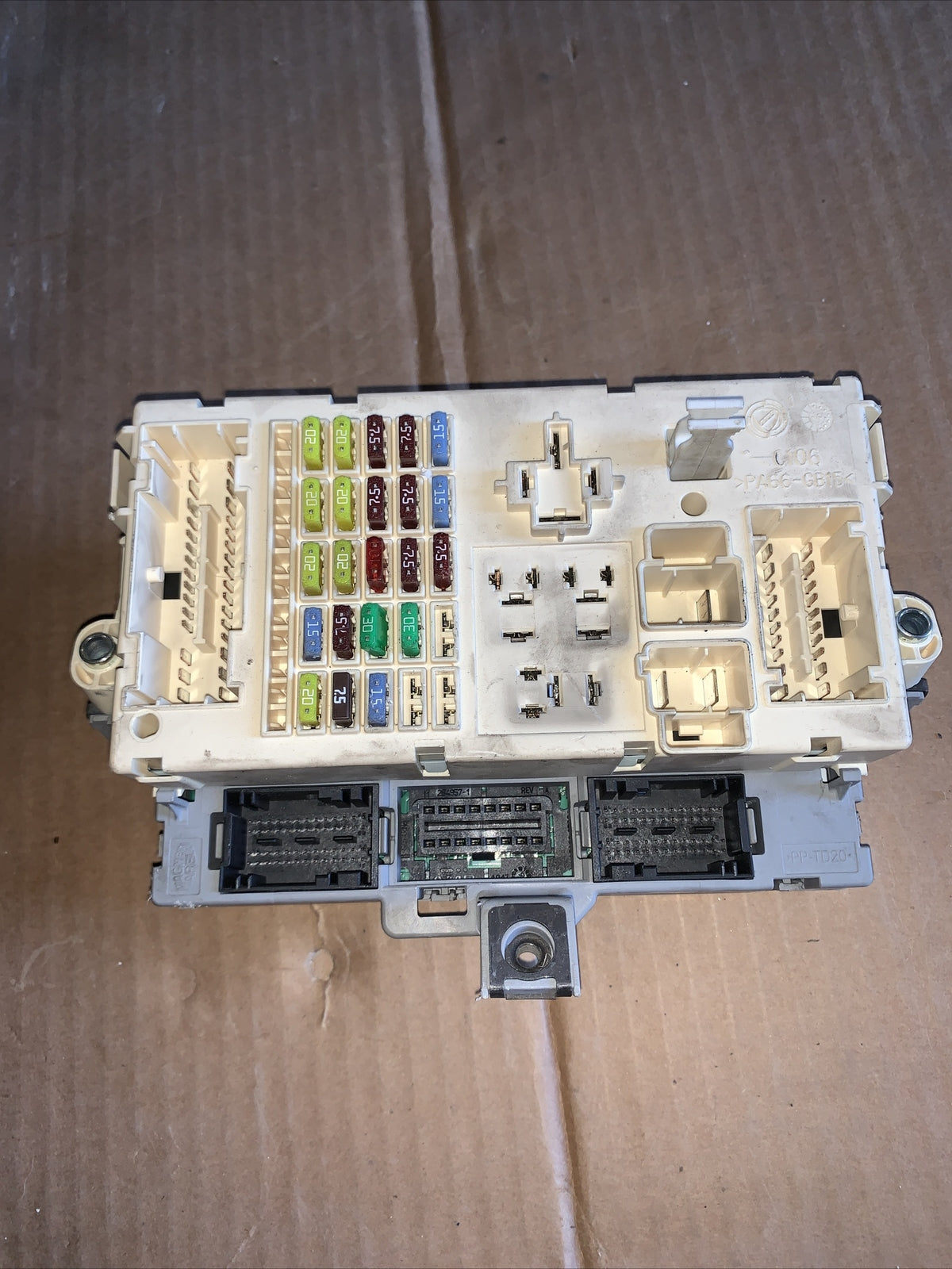 51711820 CENTRALINA SCATOLA PORTAFUSIBILI BODY COMPUTER FIAT STILO 1.9