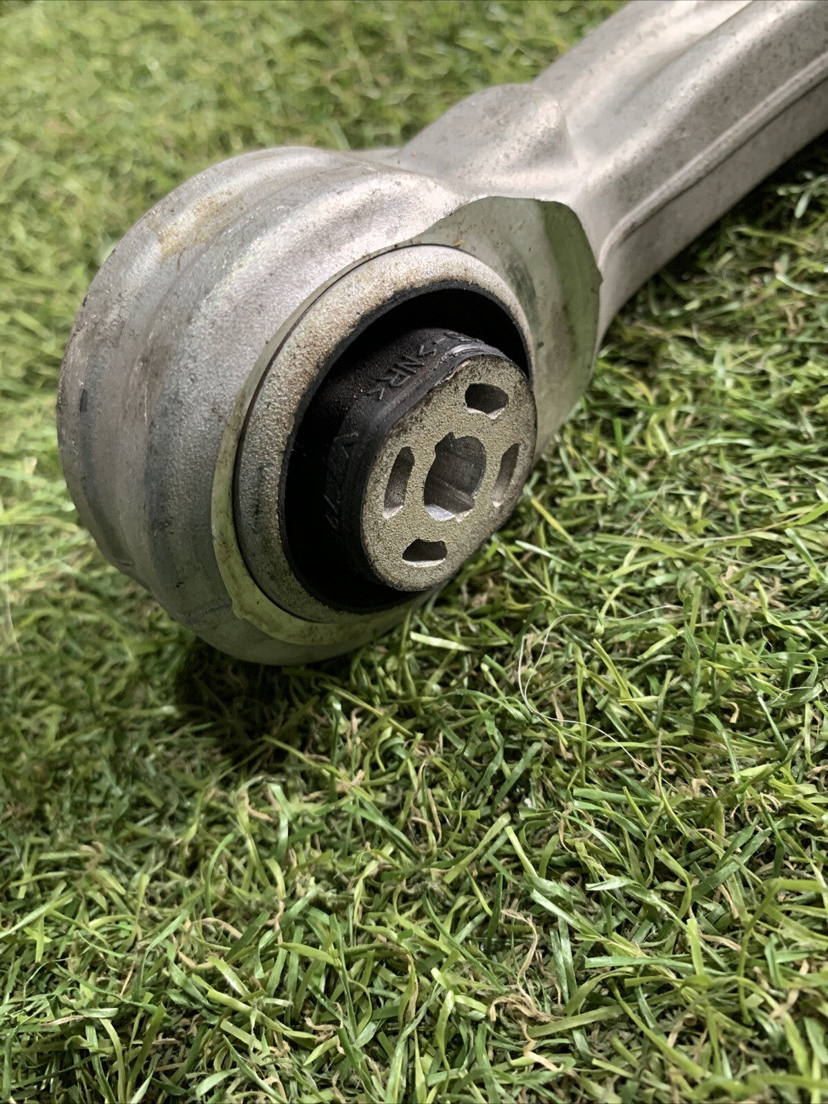 BRACCIO OSCILLANTE ANTERIORE SINISTRO ALFA ROMEO Giulia Serie (952_) K2066-02