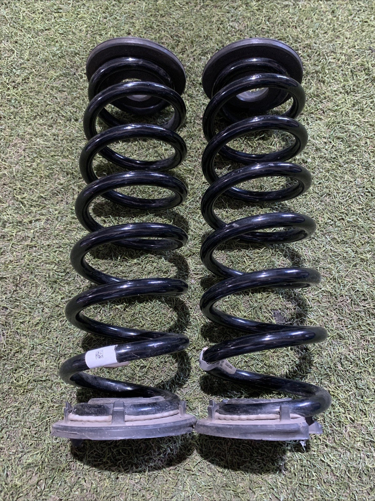 Molle Ammortizzatori Posteriori Volkswagen Tiguan 2023 5QS511103AE