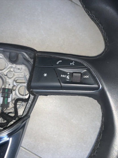 Audi A3 8Y Volante Sterzo Multifunzione Con Palette  Cod:8Y0419091F