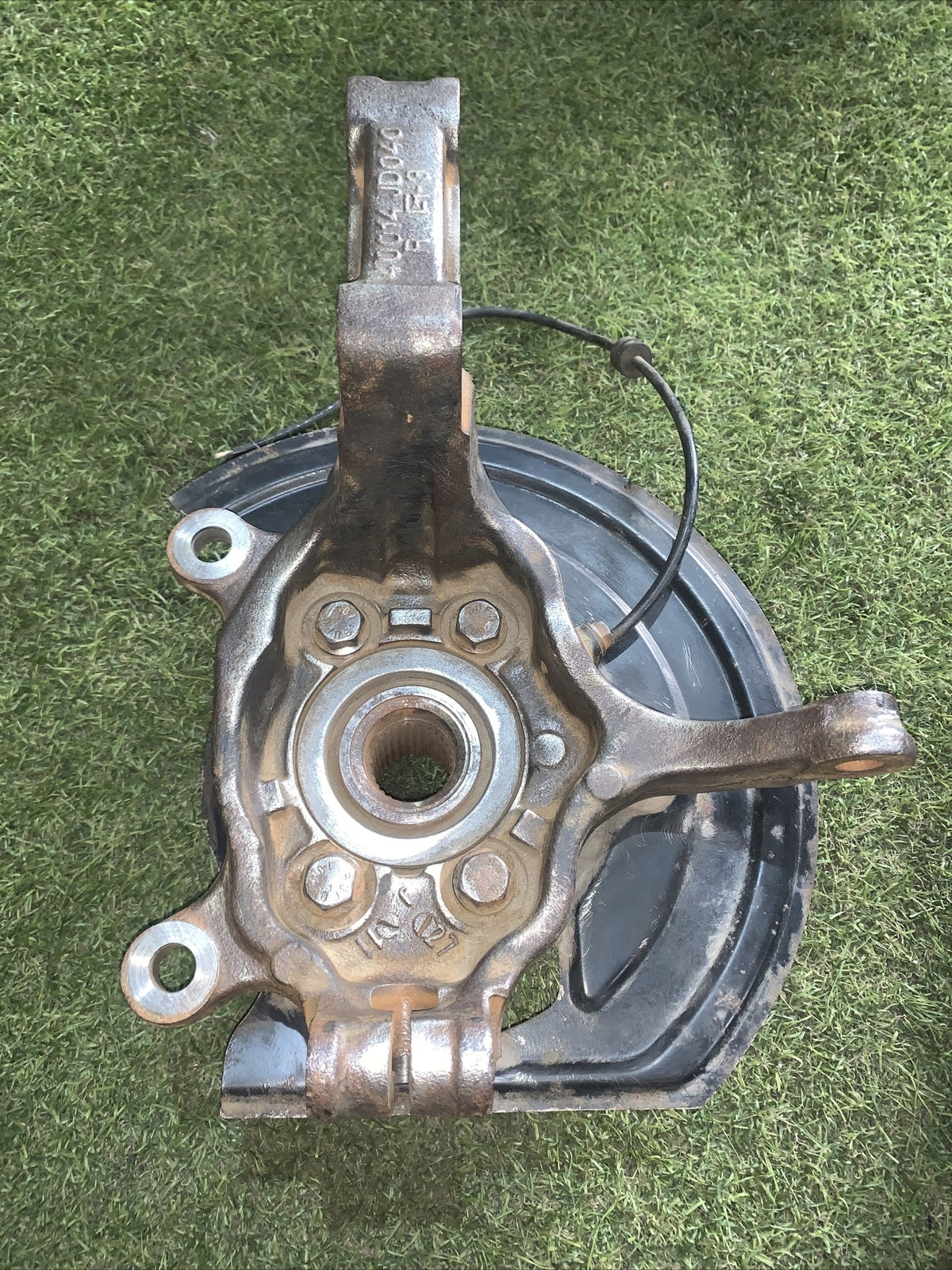 Mozzo ruota anteriore destra passeggero per Nissan Qashqai 1 Serie (2006   2009)