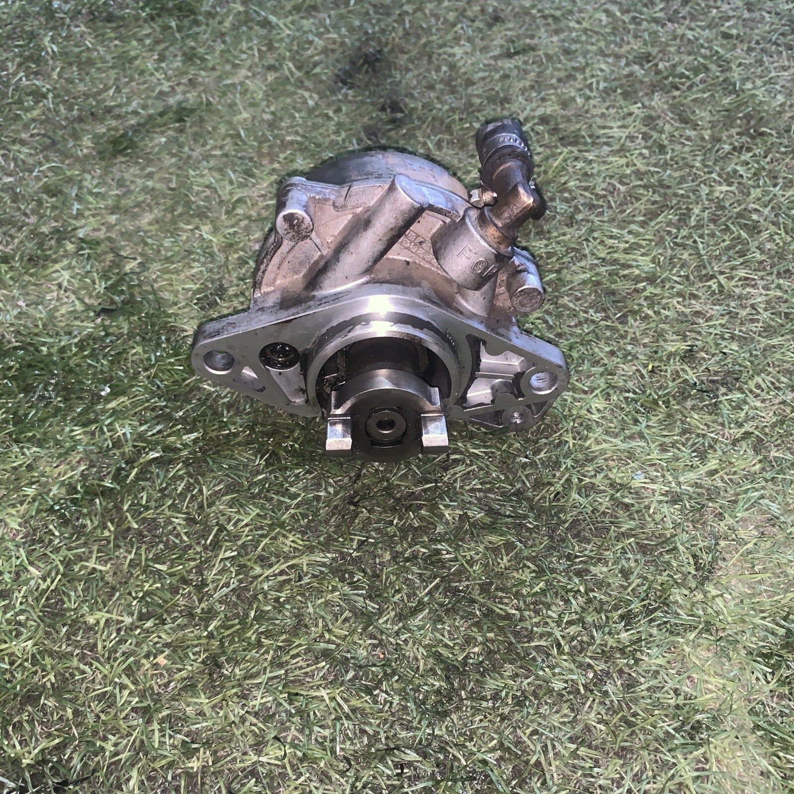 POMPA DEPRESSORE VUOTO FRENI FIAT PUNTO 188 DOBLO' MUSA PANDA 1.3 MJT 73501358(5