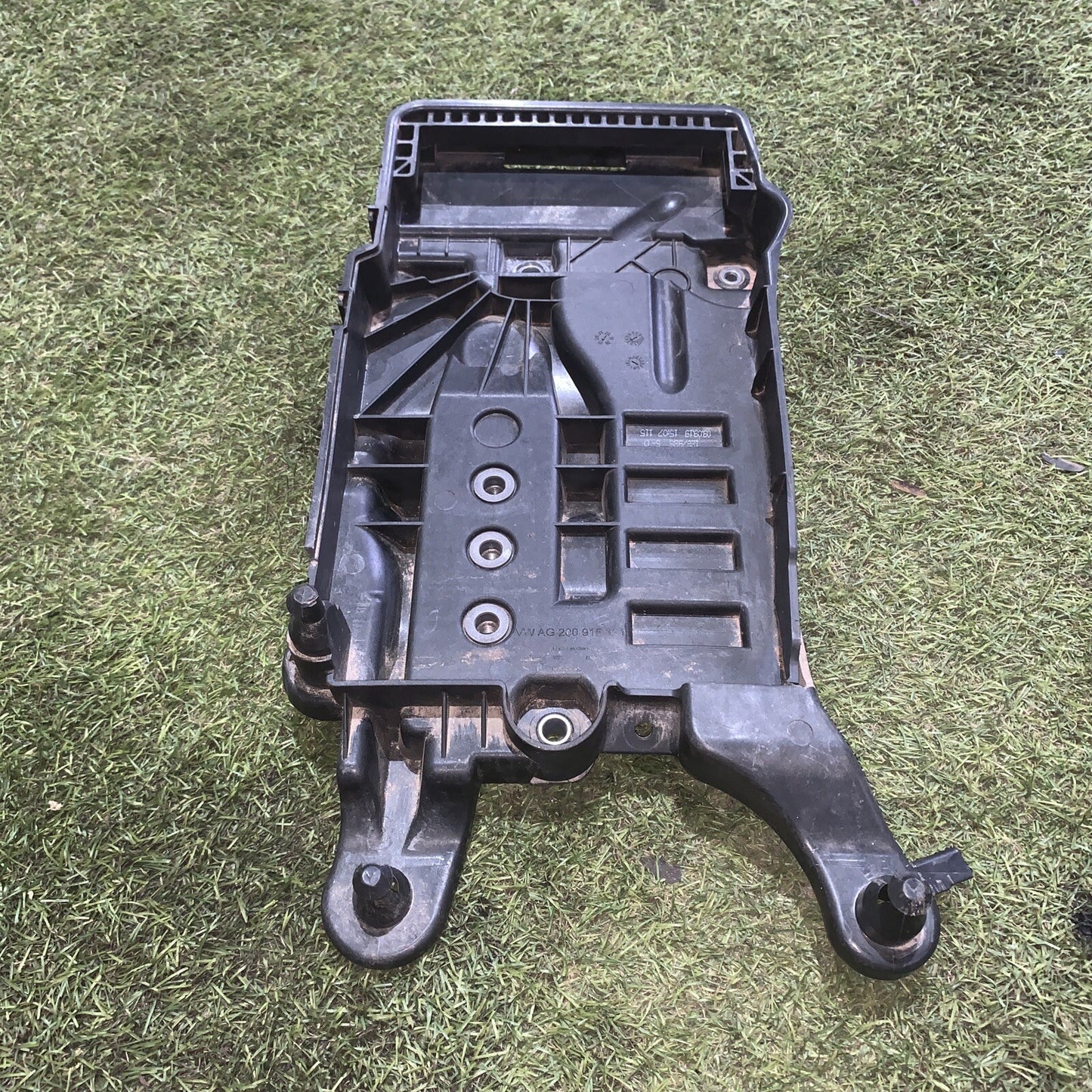 2Q0915331 ALLOGGIO BATTERIA VOLKSWAGEN T-Cross Serie 1000 Benzina (2020)