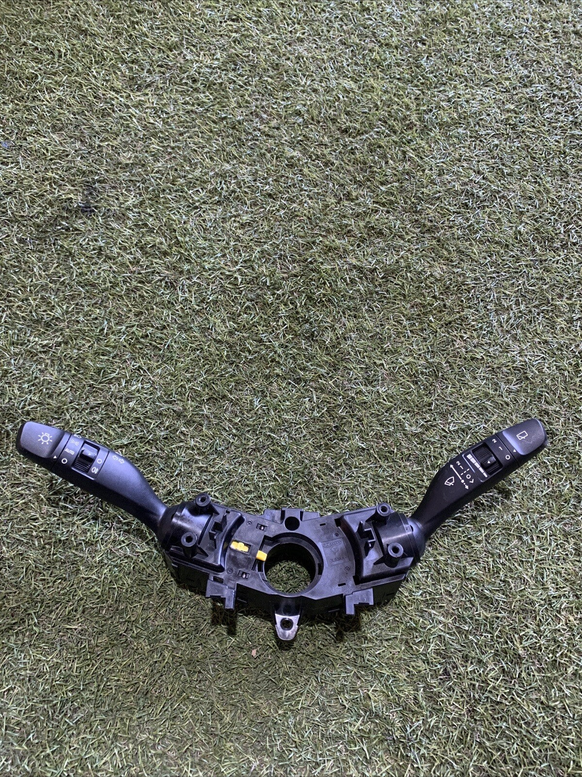 DEVIOLUCI PER HYUNDAI i20 Serie 93404-Q0850 3S73QS-1003 (20>)