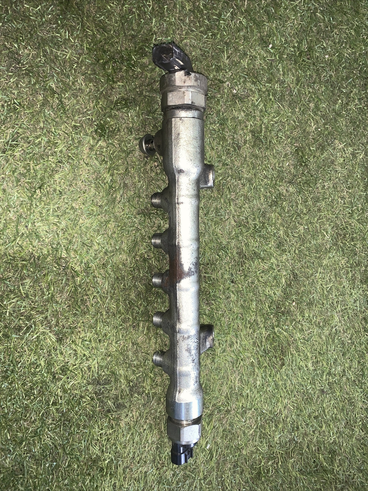 SH0113GC0 FLAUTO DISTRIBUTORE CARBURANTE RAIL MAZDA CX-5 2.2