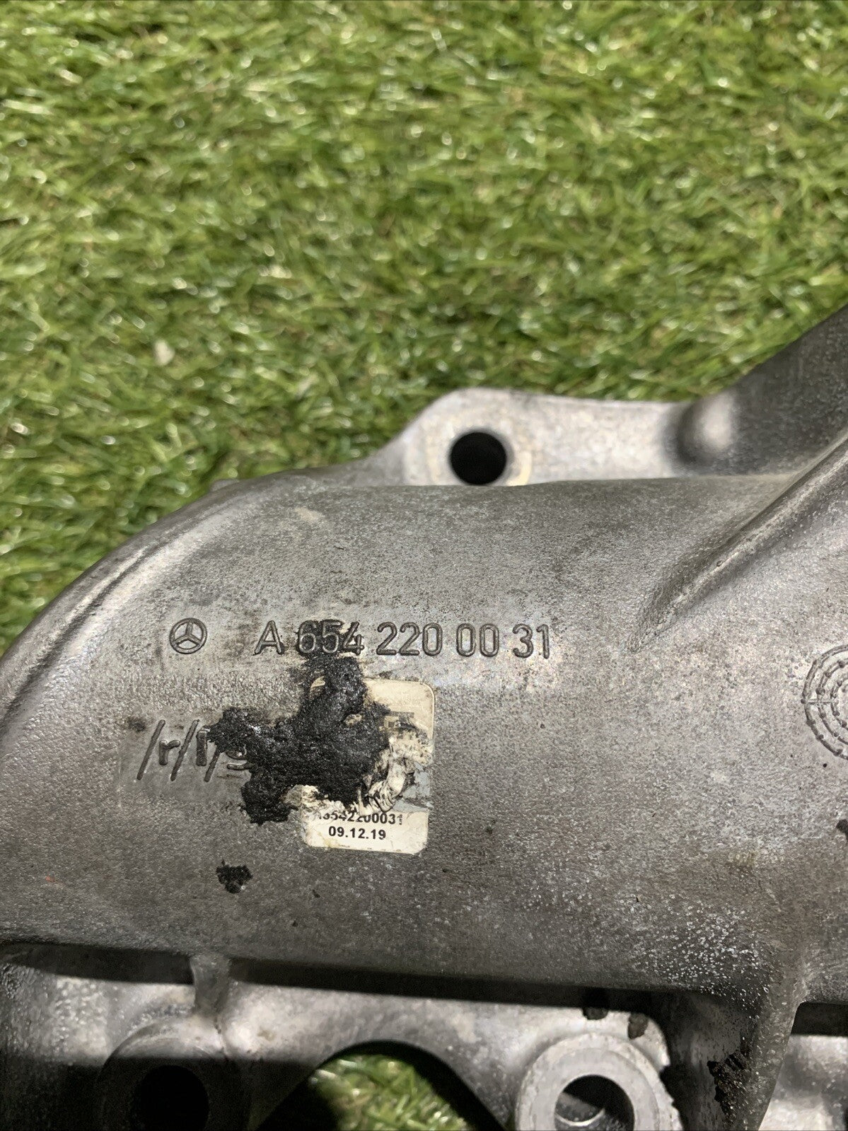 Staffa del cuscinetto di supporto dell’albero di trasmissione Mercedes W177