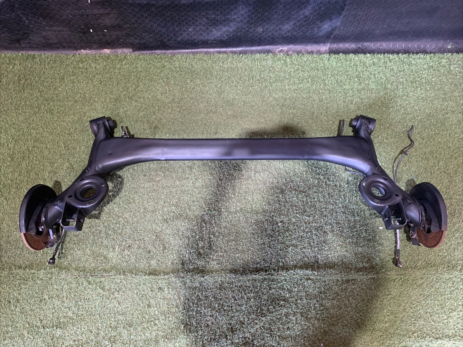 Ponte Assale Posteriore Con Freni A Disco Audi A1 8X 2015 6R0500051E