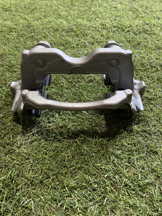 Porta Pinza Posteriore Sinistra Toyota Yaris 2024￼ 47822K9000