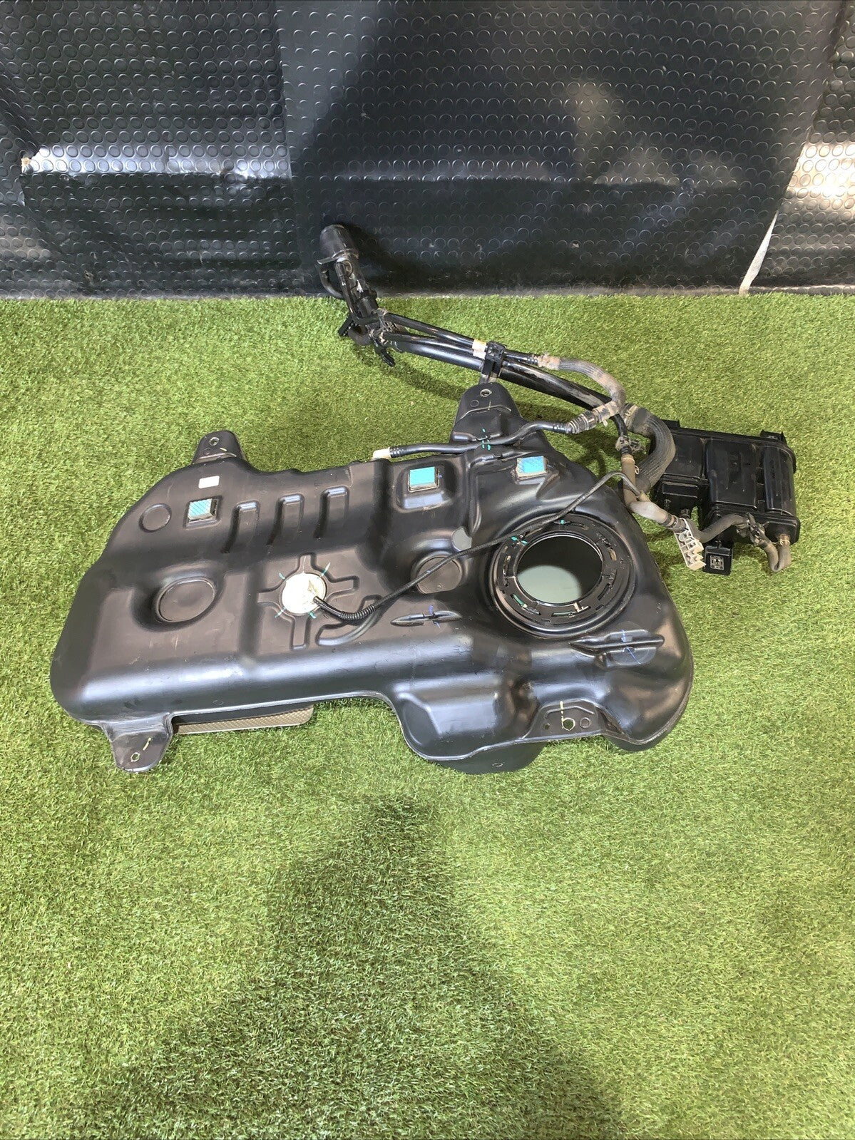 Serbatoio Carburante Kia Sportage 2023 1.6 Benzina Hybrid 31171N7000