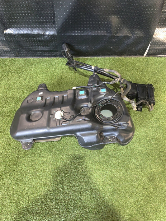 Serbatoio Carburante Kia Sportage 2023 1.6 Benzina Hybrid 31171N7000