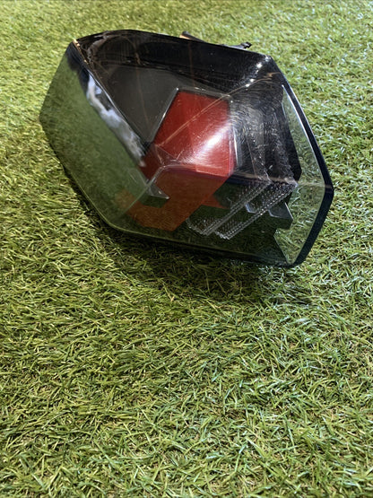 STOP FANALE POSTERIORE SINISTRO PER PEUGEOT 2008 Serie FR2695010201 (19>)