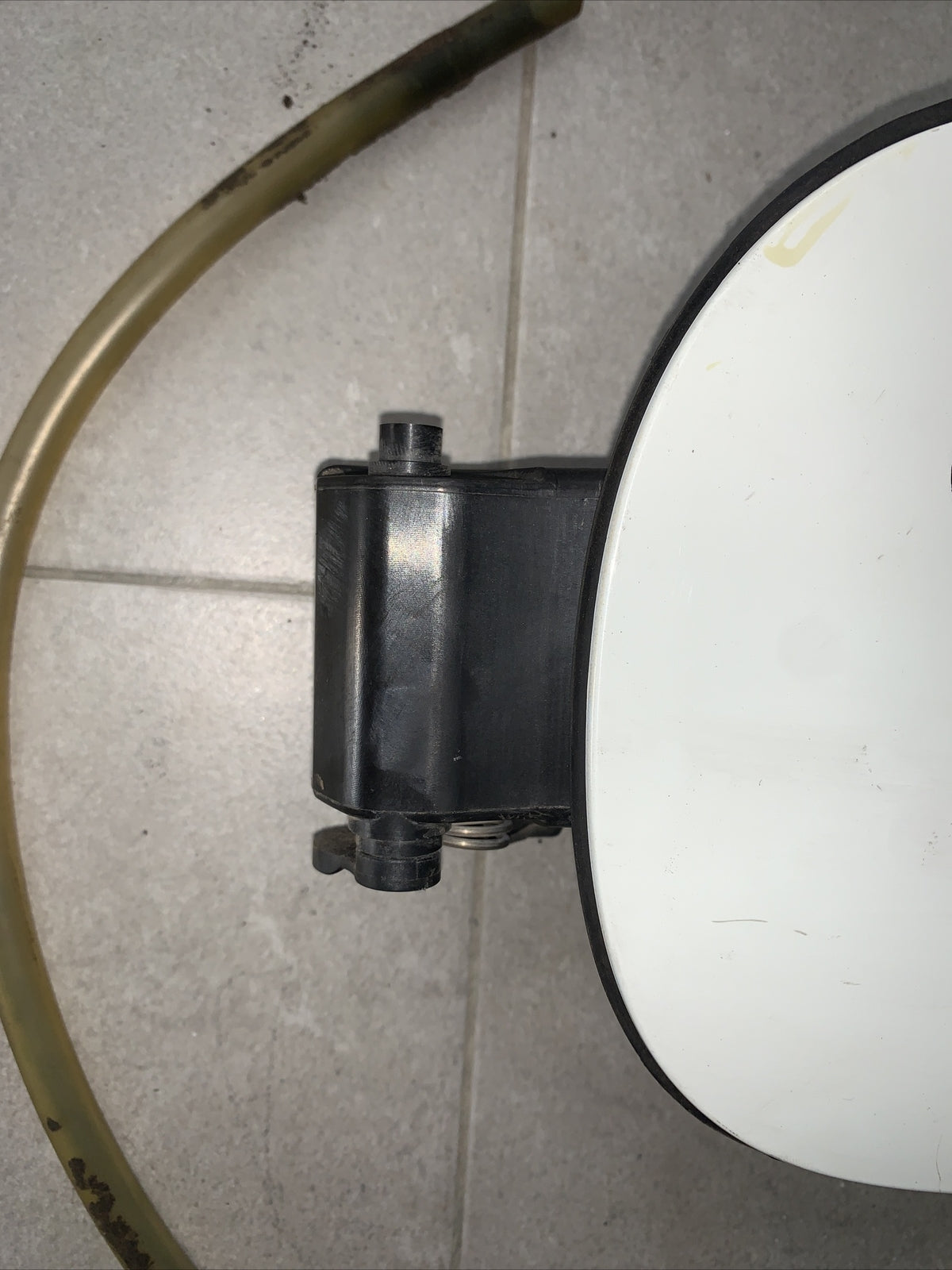 TAPPO SPORTELLINO COPERCHIO SERBATOIO CARBURANTE FIAT 500X 2022 1.3 Con Adblue