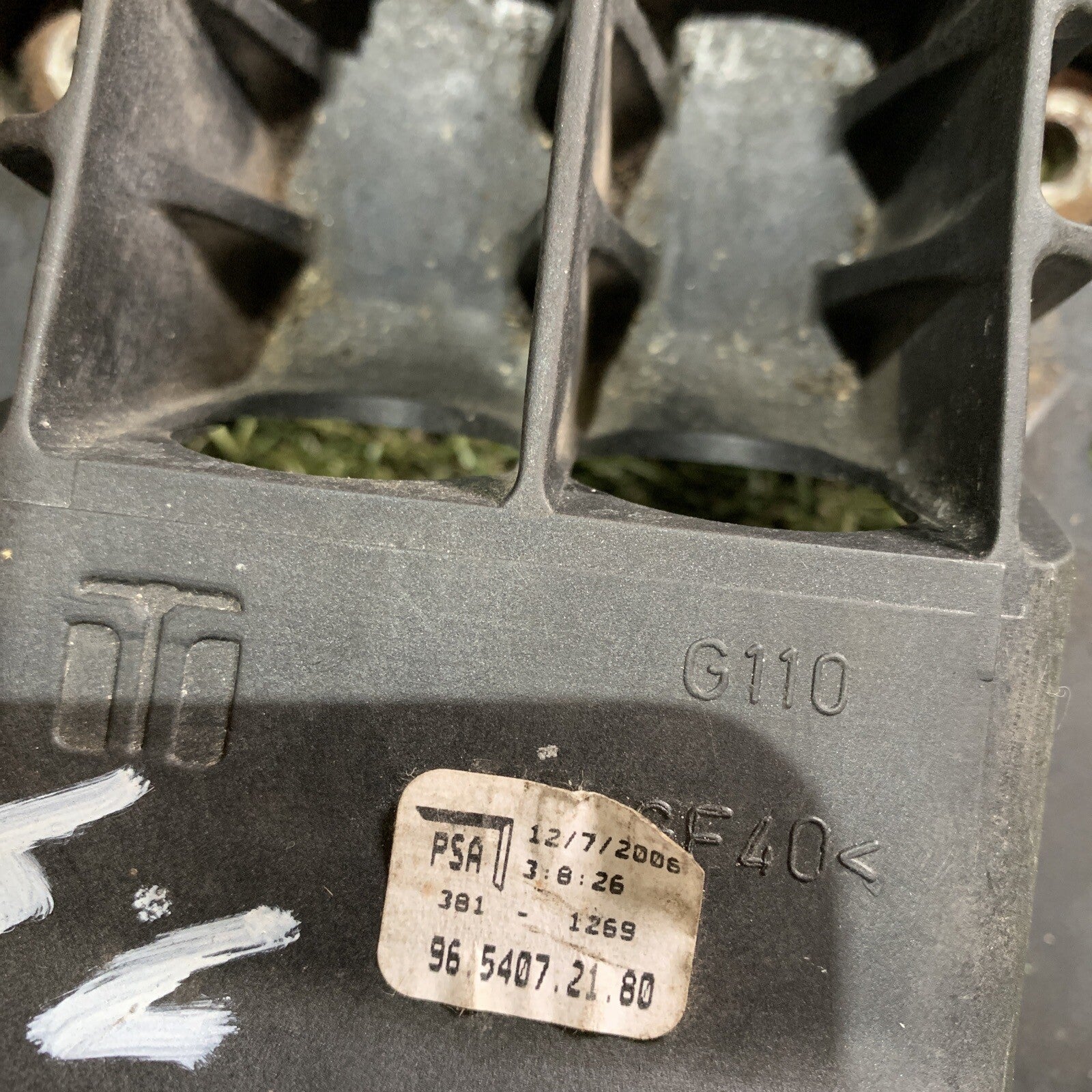 PEUGEOT 207 1.4 9654072180