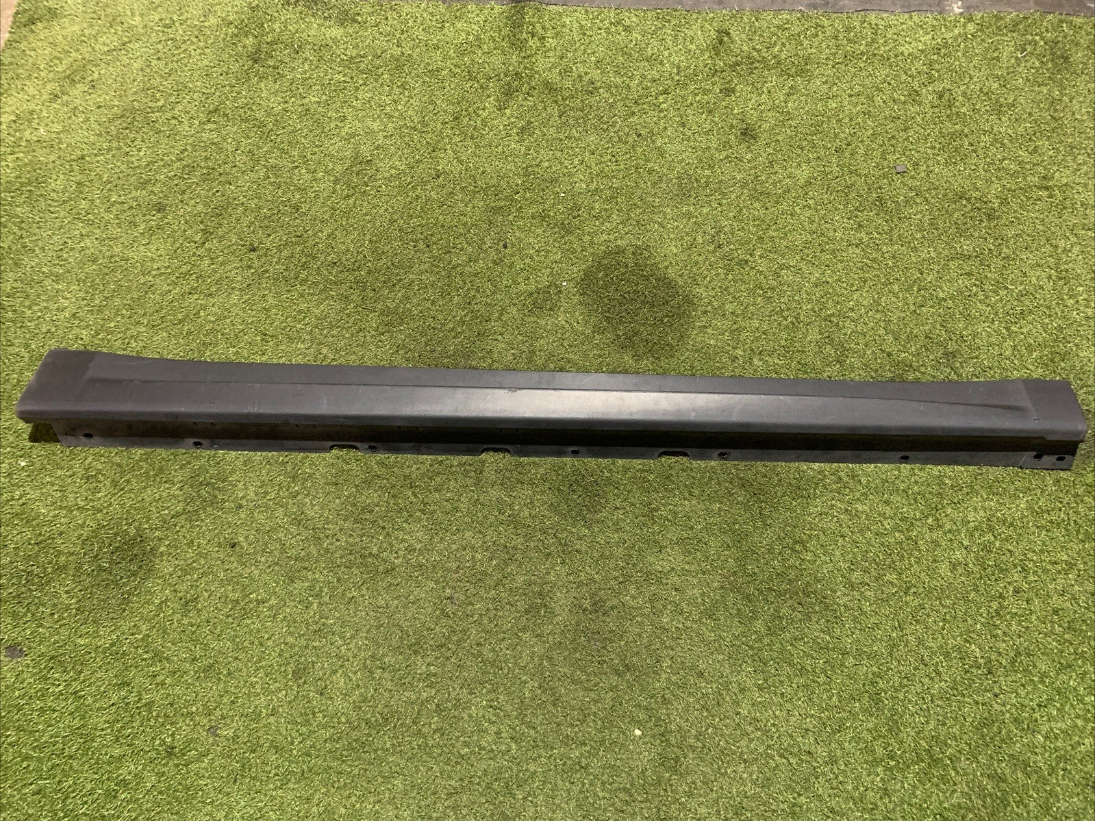 Fascia modanatura minigonna dx Alfa romeo stelvio 2022 ORIGINALE 156132359 (3)