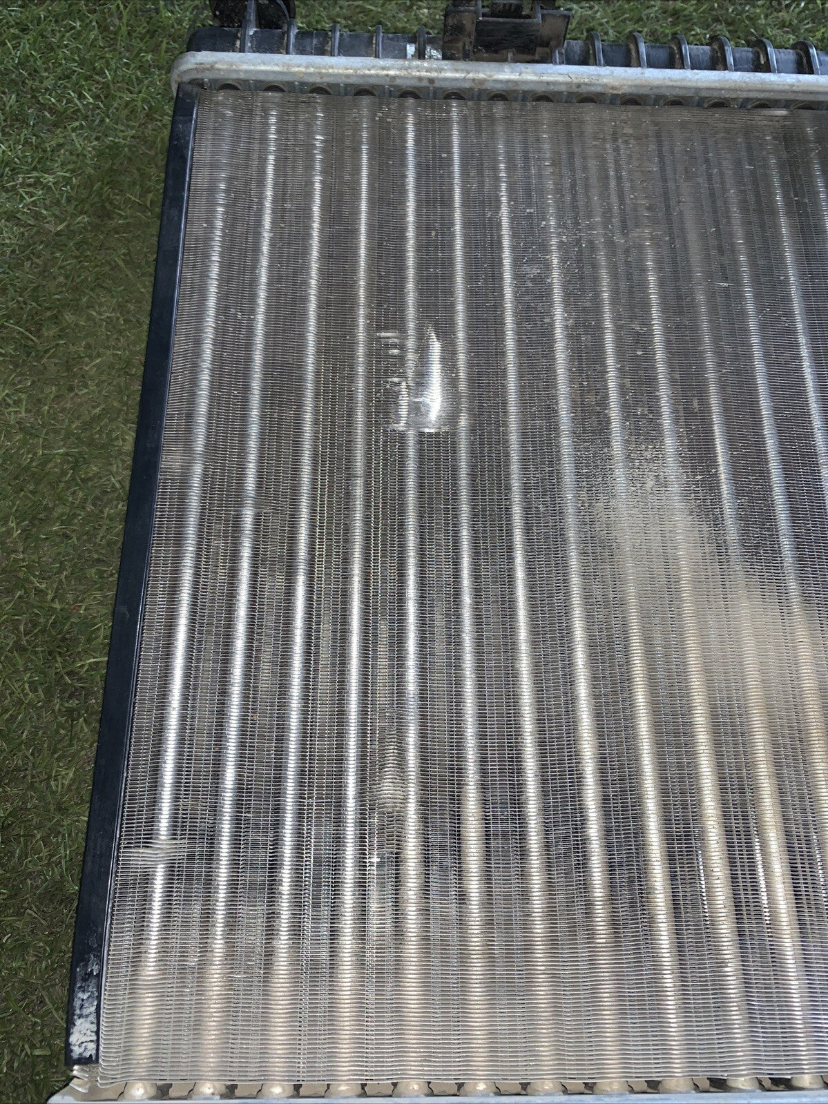 Radiatore Acqua Ford Fiesta 2010 1.4 Diesel Non Originale