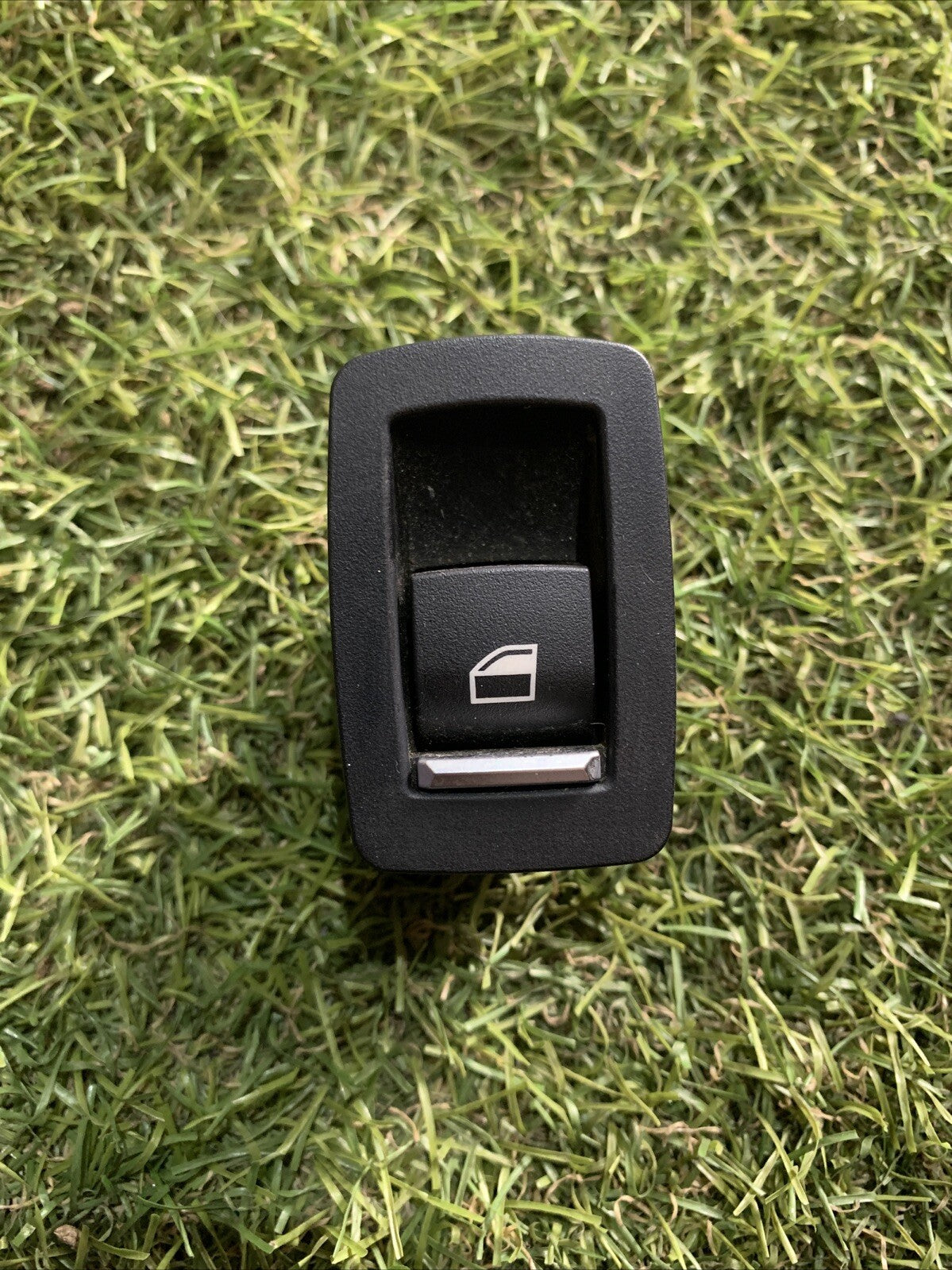 9361936-01 PULSANTE ALZAVETRO PORTA POSTERIORE SINISTRO BMW X4 2016