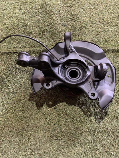 MOZZO MONTANTE FUSELLO ANTERIORE DESTRO TOYOTA YARIS 2007 1.3 BENZINA 432110D130