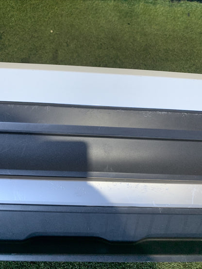 PARAURTI POSTERIORE COMPLETO VOLKSWAGEN T-CROSS  2019 IN POI CON SENSORI