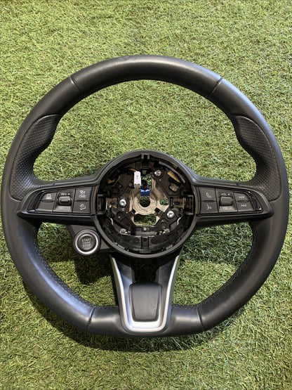 Volante Sterzo Alfaromeo Stelvio 2020 01561506370