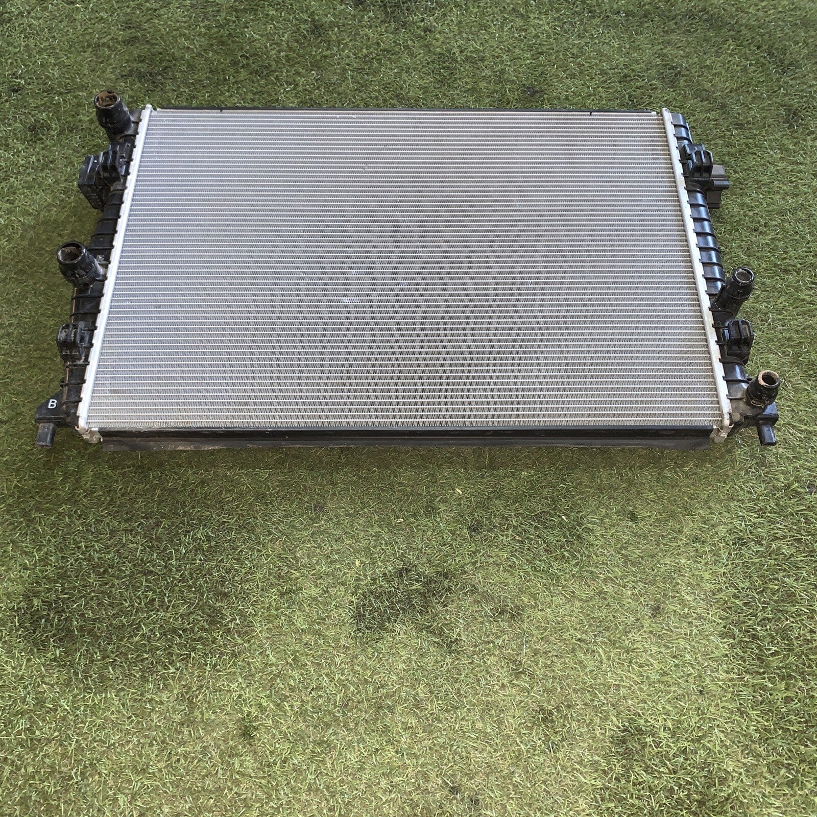 Radiatore Acqua Volkswagen T-Cross 1.0 Benzina 2Q0121253K