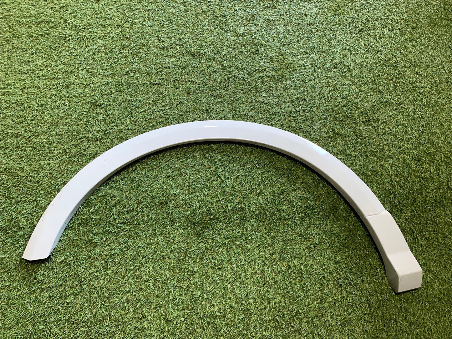 MODANATURA ARCO RUOTA POSTERIORE DESTRO AUDI Q2 2019 81A853818A (2)