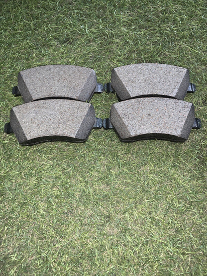 KIT PASTIGLIE FRENI ANTERIORI ORIGINALI RENAULT CLIO 4 IV DAL 2012 AL 2021